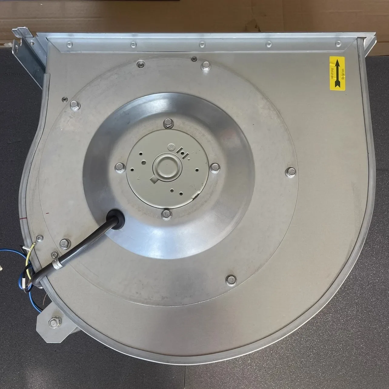 

Инверторный вентилятор 6SL3362-0AG00-0AA1