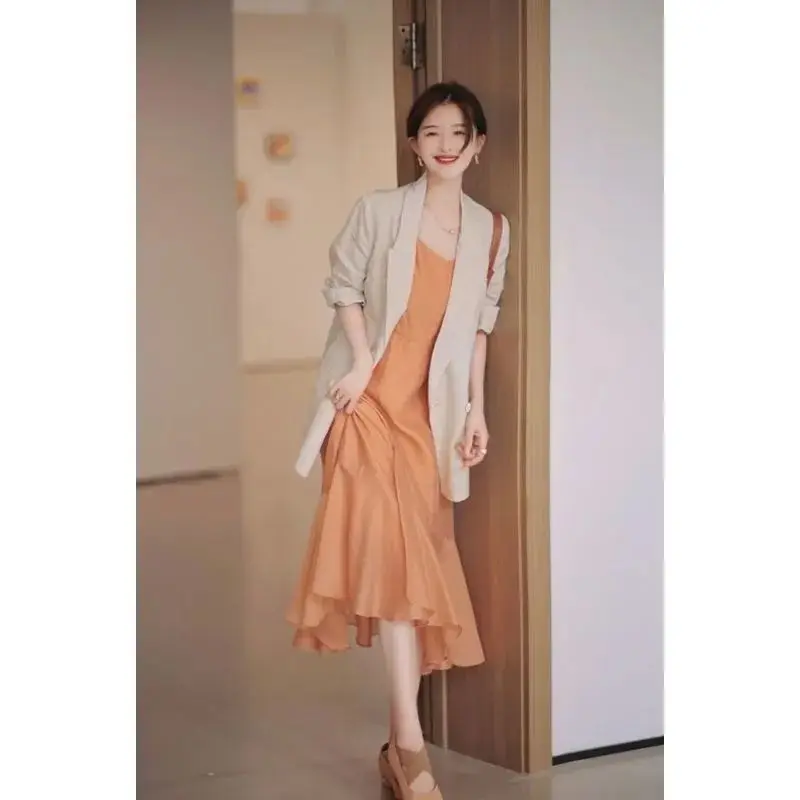 Spring and Autumn Clothing New High-end Thin Suit Jacket Women's French Light Mature Style Suspender Dress Two-piece Set