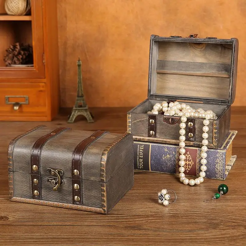 Retro Wooden Storage Box with Lock Handmade Decorative Jewelry Organizer for Necklace Postcard Keepsake Gift for Friends - view 2