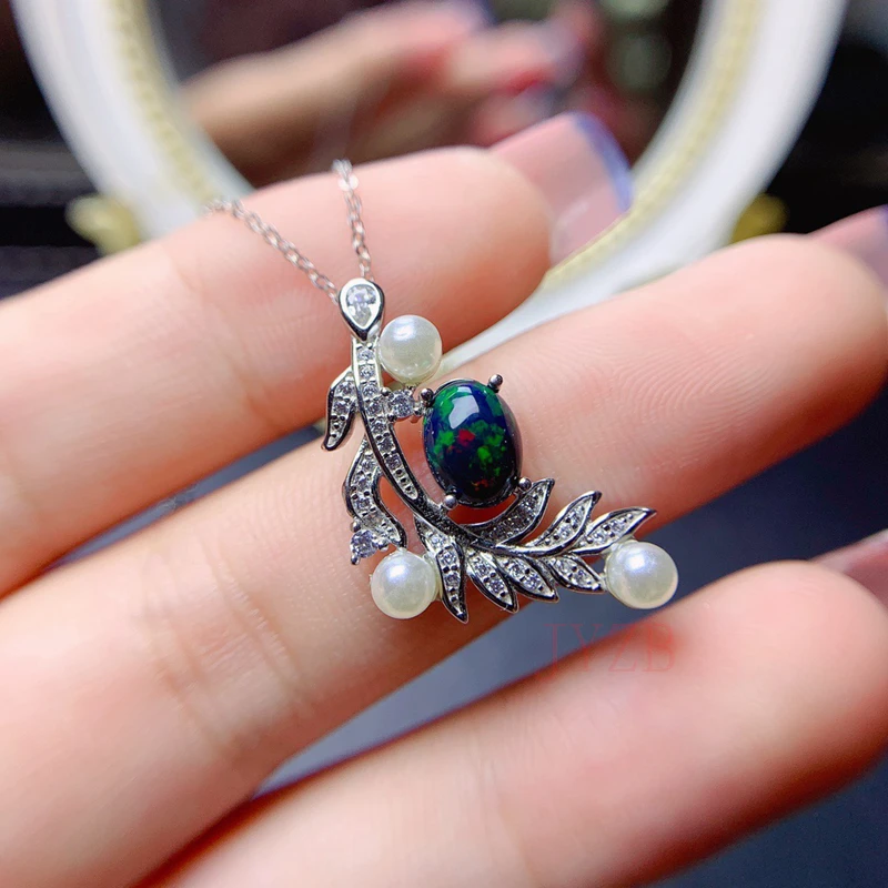 Light luxury niche design Opal necklace s925 sterling silver sweet everything with cold wind accessories