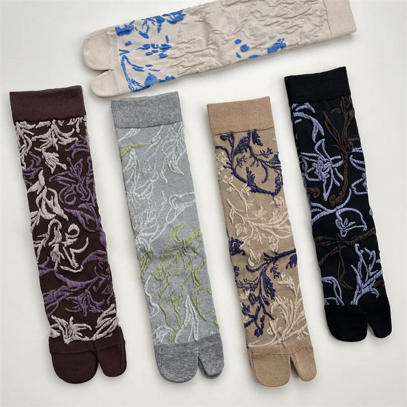 1/5 Paar Retro-Relief-Pflanzenblumen-Zehensocken, Frühling/Herbst, neue Blumen-Mid-Tube-Socken, modische, vielseitige Zehensocken mit zwei Zehen