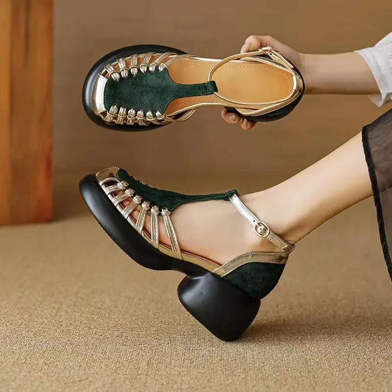 Women's Shoes 2025 New Summer Trend Comfortable Low-heeled Shoes Baotou Casual One-line Buckle Fashion Roman Sandals