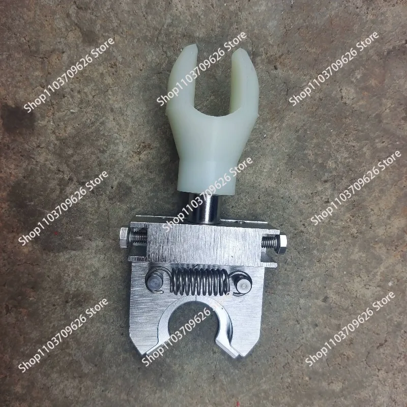 Bottle Rinse Machine Clamp Bottle Washing Clamp Beverage Filling Machine Accessories
