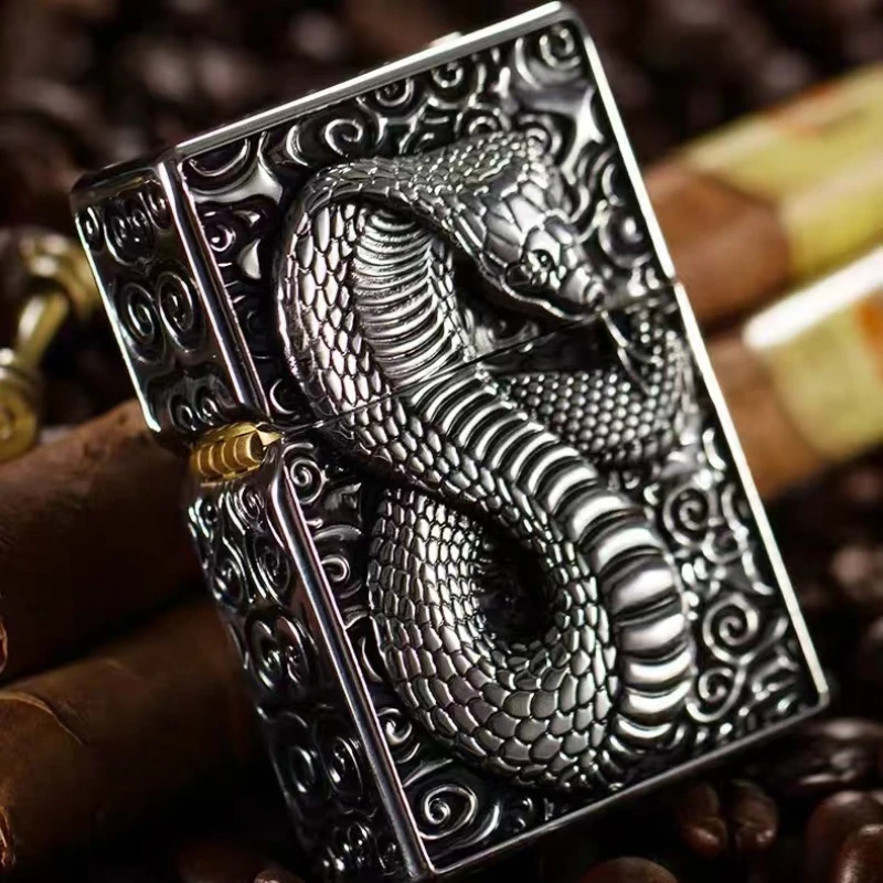 ZORRO-heavy Armor Embossed Kerosene Lighter, Retro Snake Body Grinding Wheel Igniter Personalized High-end Cigarette Accessories