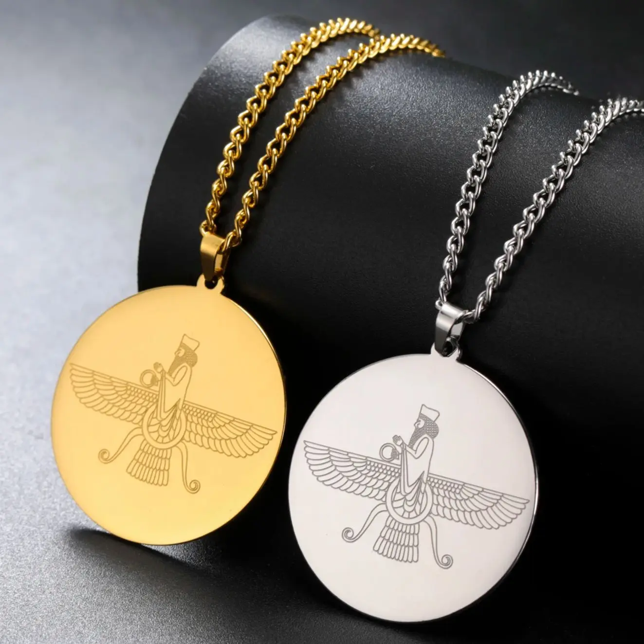 LIKGREAT Faravahar قلادة قلادة Zoroastrian رمز الفارسي أفيستا أهورا مازدا الفولاذ المقاوم للصدأ سلسلة مجوهرات هدية للرجال والنساء