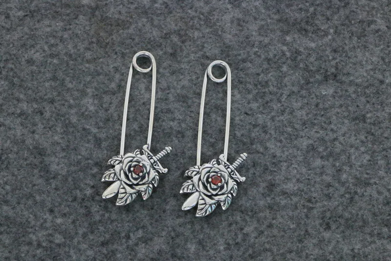 Fashionable high-end accessories s925 sterling silver cane rose brooch brooch female necklace individual pendant bag clothing