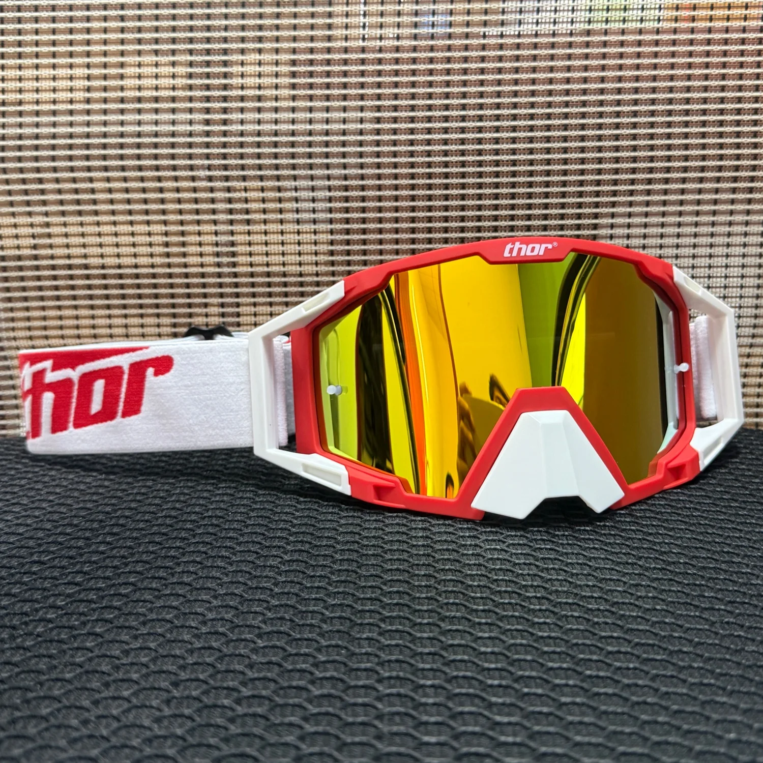 Professional HD Vision Motocross Goggles Wind Dust Proof UV400 Eyewear for Rally Racing Off-Road And Outdoor Cycling Sports