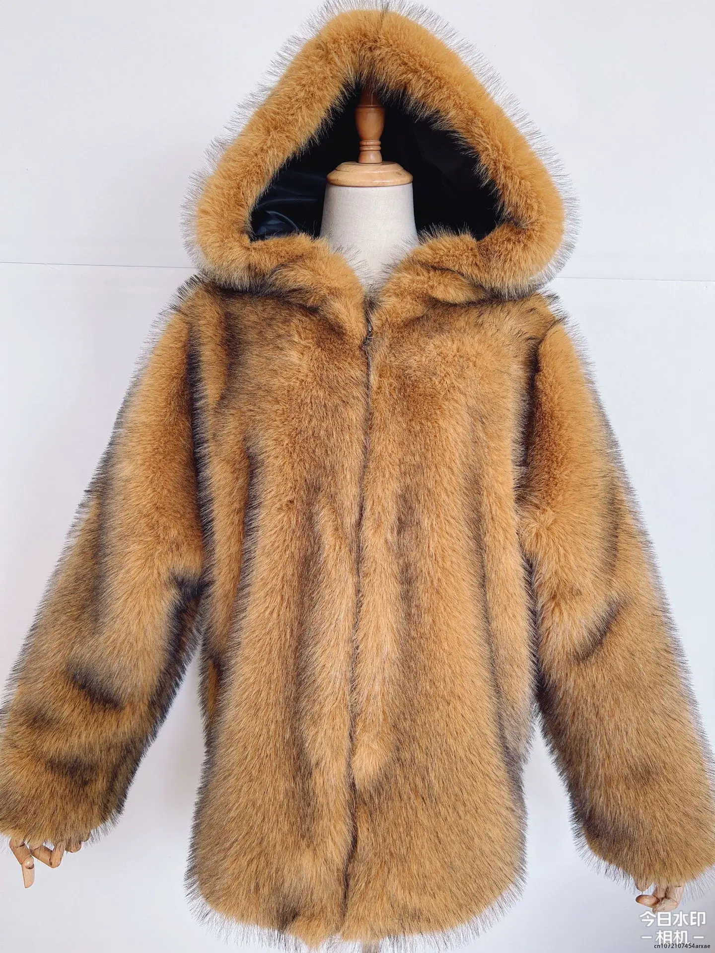 Winter Fashion Thick Faux Fox Fur Hooded Fur Coat women\'s mid-length Loose Warm Jacket Warm Loose Coat For Woman