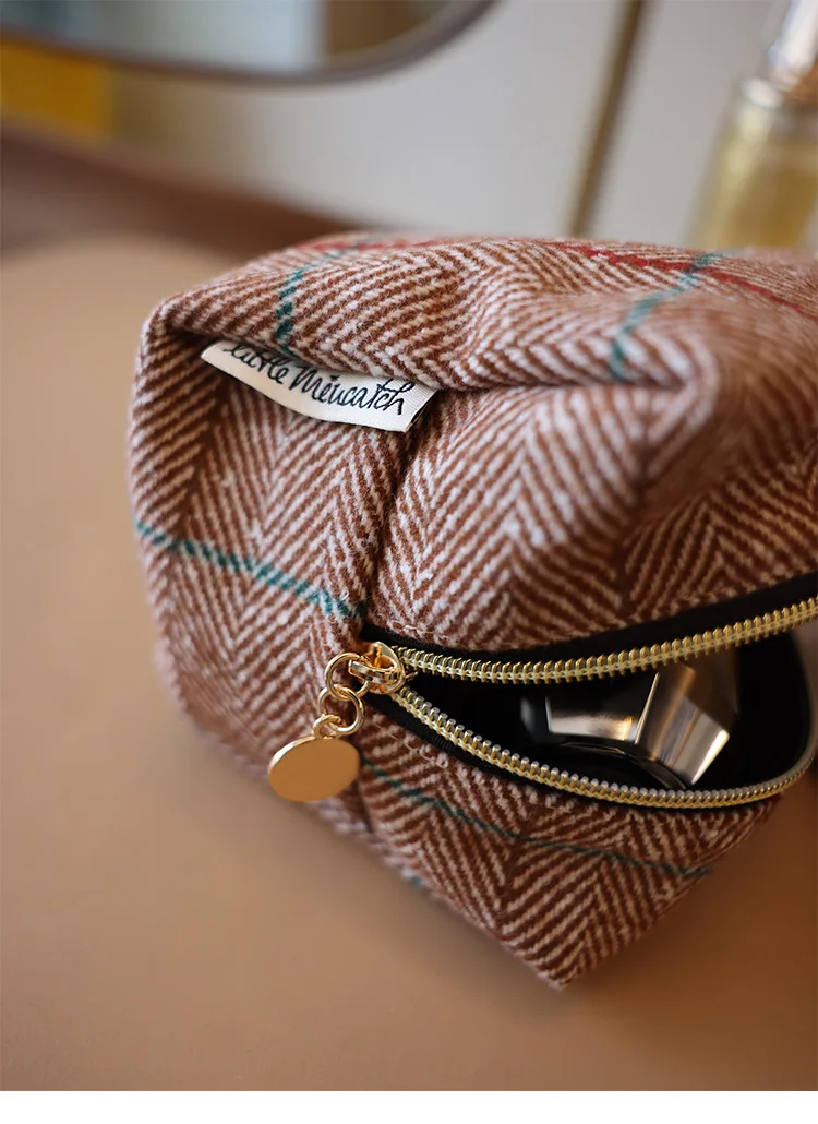 Geometric Cube Bag Metal Zipper Handle Fabric Brushed Creative Twill Square Wave Pattern Storage Bag Small Cosmetic Bag