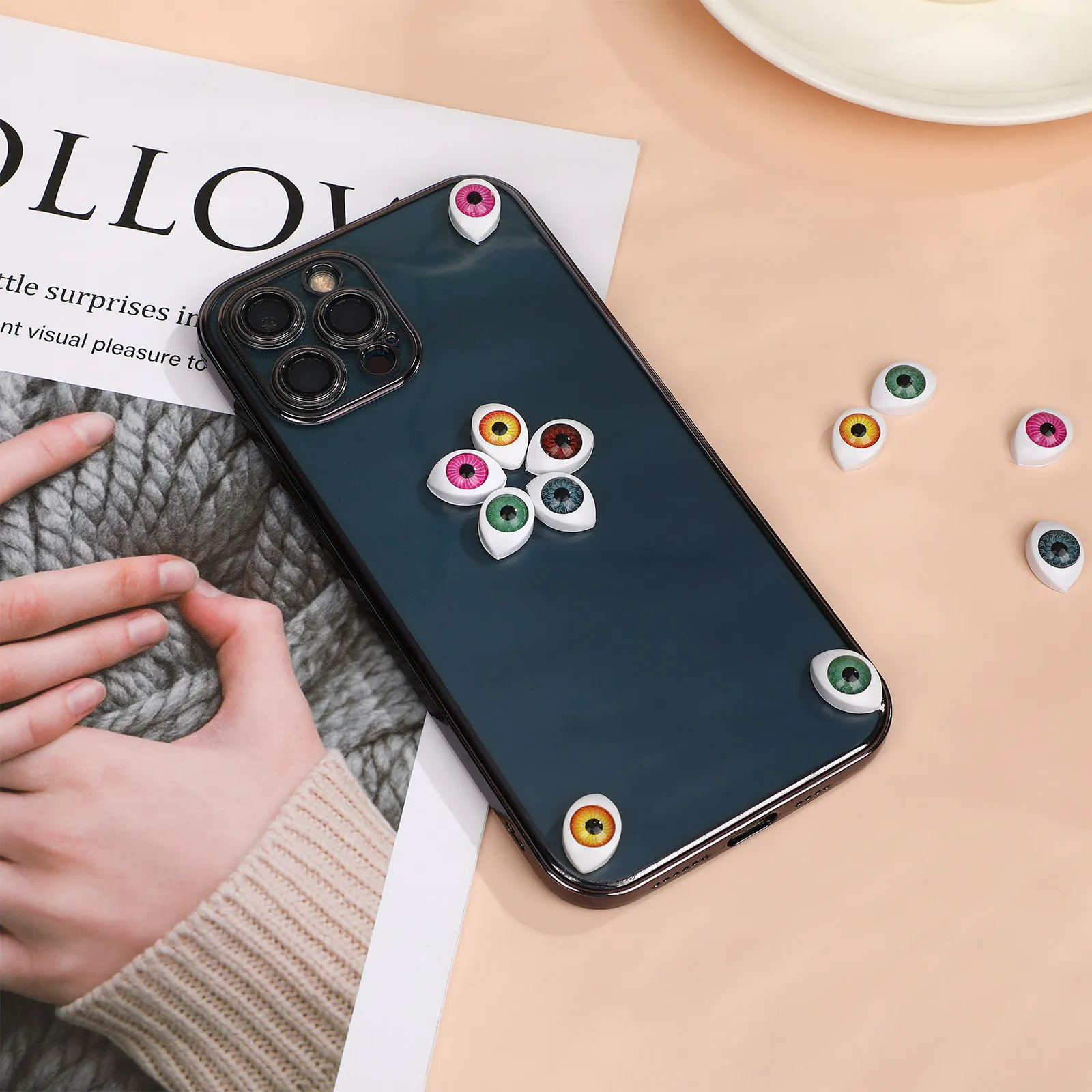 

100Pcs Acrylic Eyeballs Oval Shape Realistic Fake Eyes Halloween Props Crafting Supplies Scary Plastic Eyeballs for Decorations