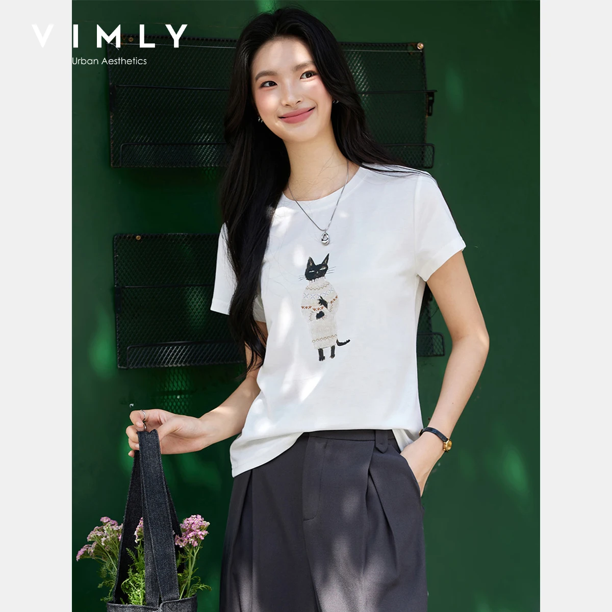 

VIMLY White Knitted Funny Cat Print Female Short Sleeve T-shirt Women's Summer 2025 Loose Crew Neck Top Ladies Clothes A2372