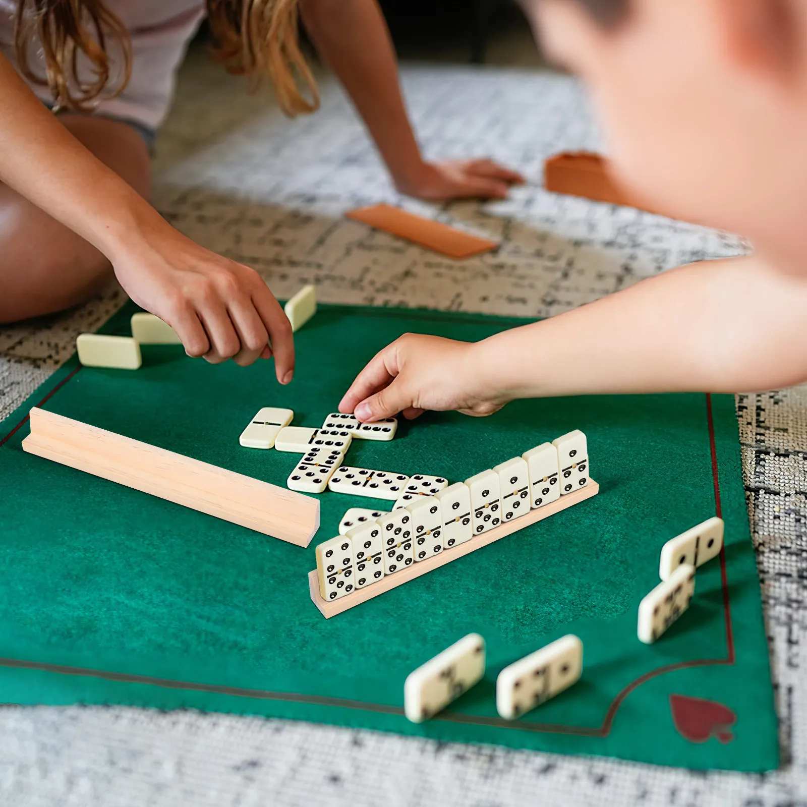 8 stuks houten domino's trays desktop rekken multifunctionele diy gaming-kaarten basis voor alfabet ambachtelijke displayhouder tegels organisator