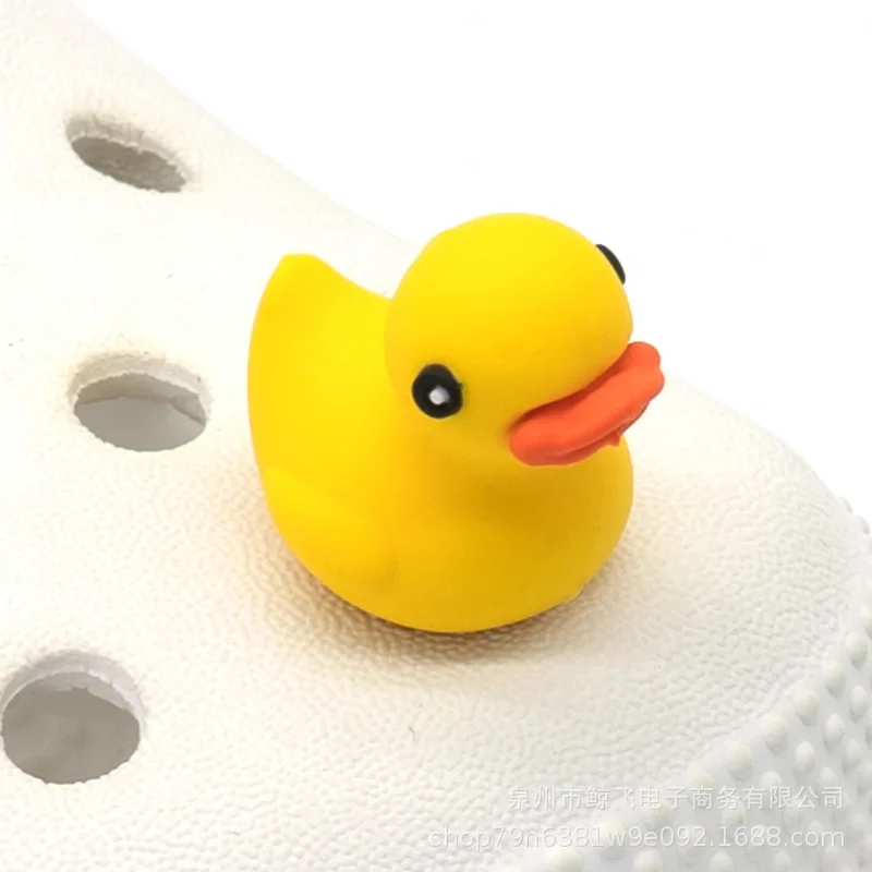 1 pz 3D Animali Pendenti e Ciondoli Simpatico Coniglio Ape Anatra Rane Cane Decorazione Della Scarpe BuckleGufo Panda Sandalo Da Giardino Accessori Per Bambini