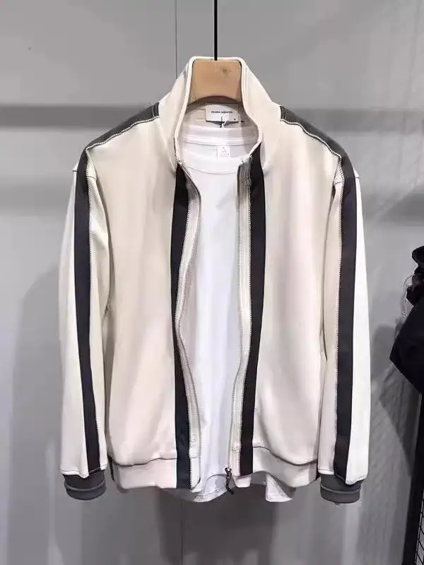 

Мужская демисезонная куртка с воротником-стойкой, из полиэстера, с цветными вставками, на молнии, с длинными рукавами