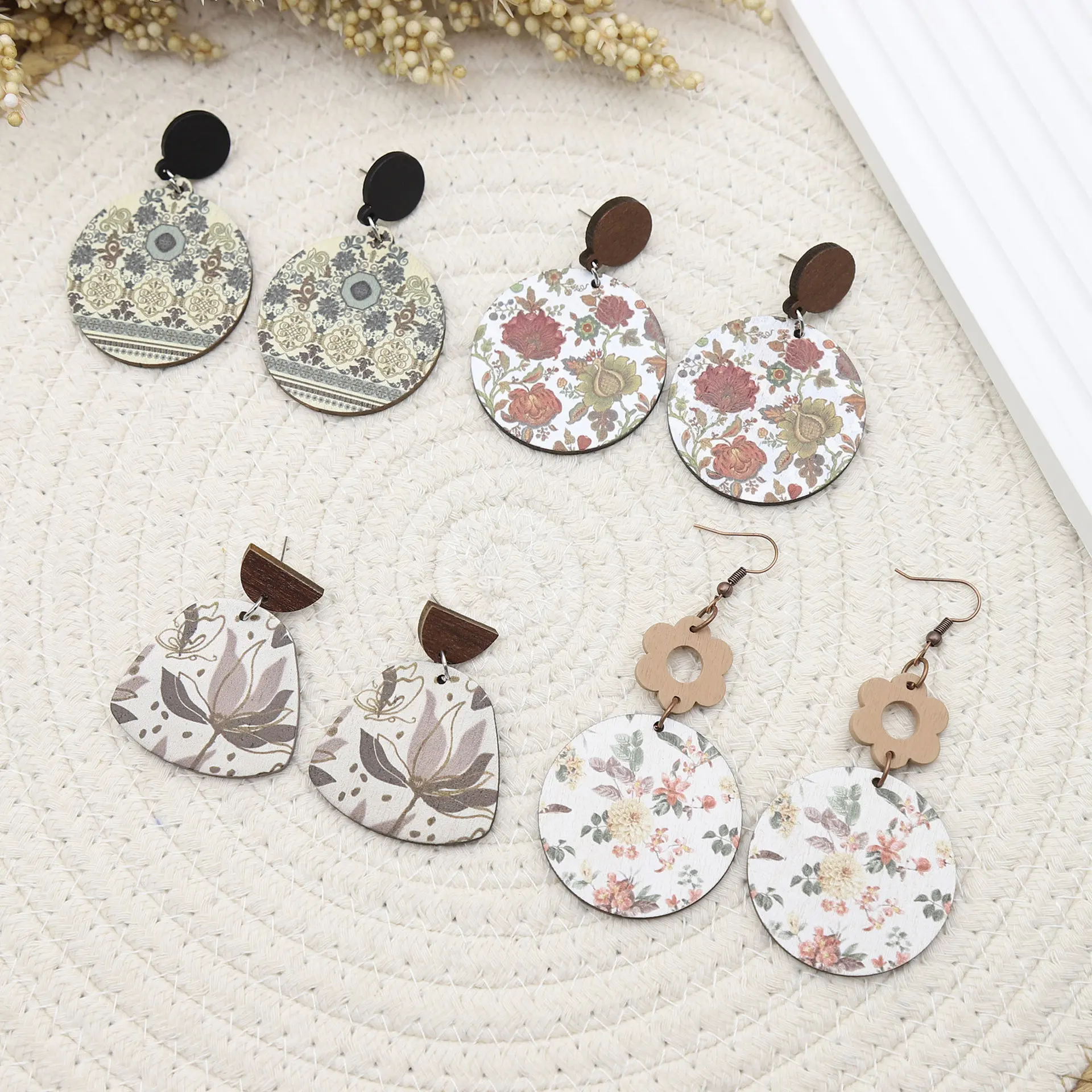 

10 Pairs Boho Retro Vintage Round Print Wood Floral Dangle Earrings for Women Jewelry Wholesale