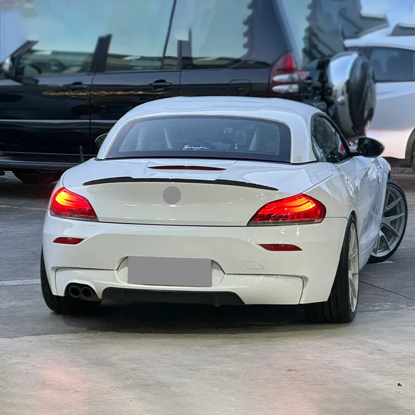 لسيارات BMW 2009-2016 Z4 E89 قابلة للتحويل كوبيه ألياف الكربون غطاء صندوق السيارة الخلفي أجنحة سبويلر للسيارة FRP ضبط الملحقات الخارجية