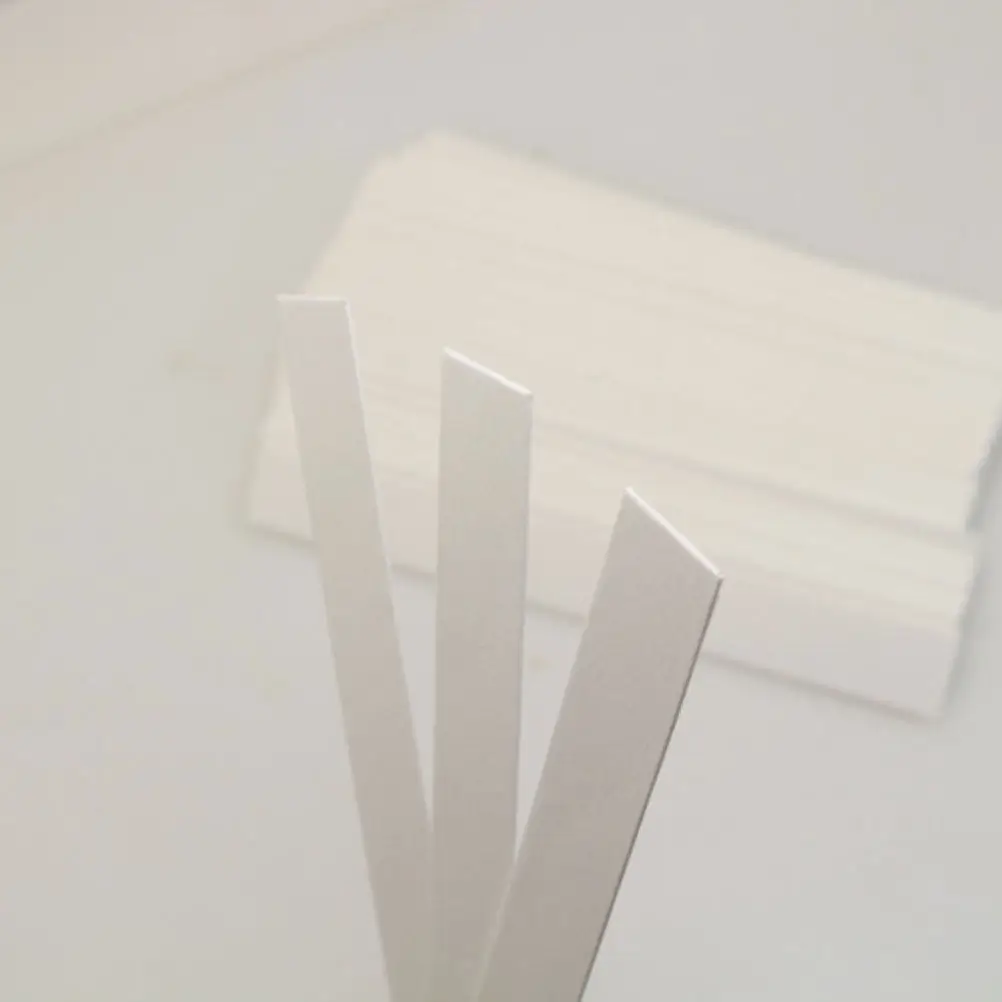 

220Pcs Essential Oil Test Strips Perfume Test Paper Strips for Aromatherapy Fragrance Sampling Portable Scent Testing Paper