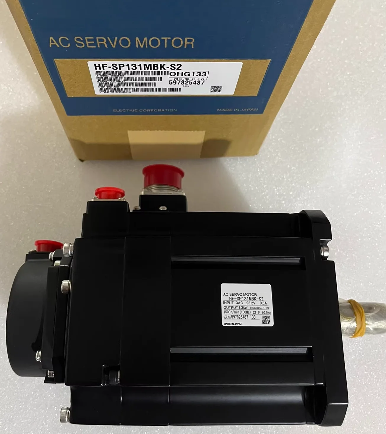 HF-SP131MBK-S2 Brand New Servo Motor Original Genuine，Fast shipping