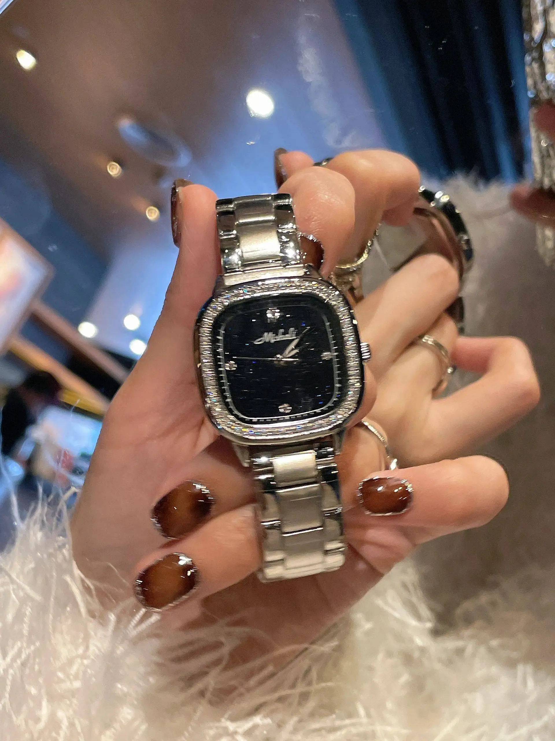 2026 New Luxury Watches Women’s Swiss Small Square  Premium Selected  Compact Women’s Watches Women’s Watches