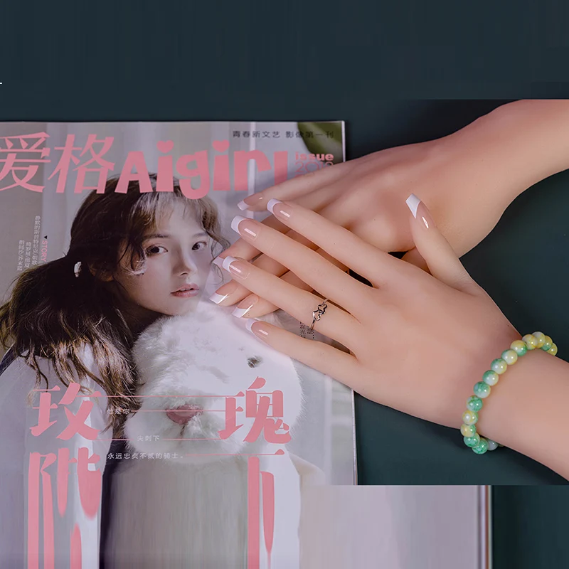 نابض بالحياة أنثى اليد نموذج وهمية مسمار الفن رسم رسم سوار عرض الفنان مرنة الاكريليك مانيكير الأيدي لاطلاق النار