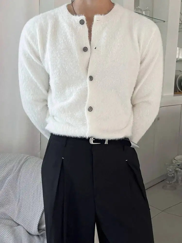 

SYUHGFA корейский стиль мужские вязаные топы с круглым воротником однотонный однобортный кардиган свитер 2025 зимняя мужская мода