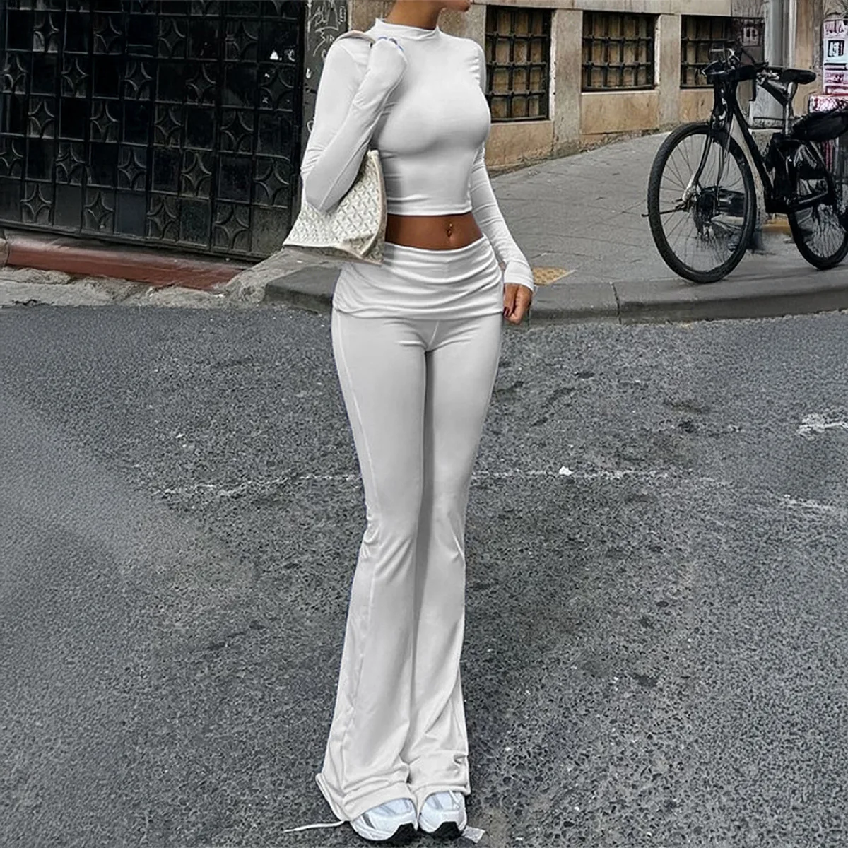 KaiKuo Sporty Chic Long Sleeve T-Shirt Yoga Pants Women's Set