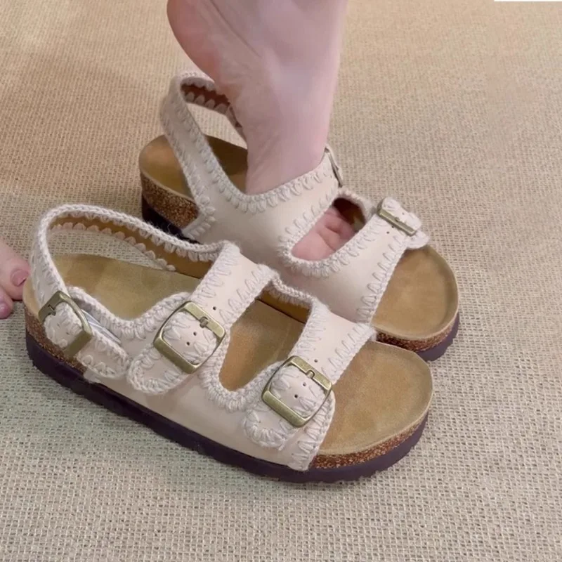 

2025 Hot Seller Thick Bottom Embroidered Roman Sandals Versatile for Daily Use Open Toed Bohemian Casual Sandals Shoes for Women