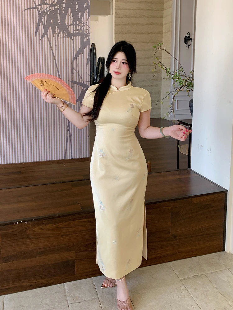 

Новое атласное платье в китайском стиле с вышивкой, приталенное, с завышенной талией, с коротким рукавом, длинное, для полных женщин, элегантное и стильное.