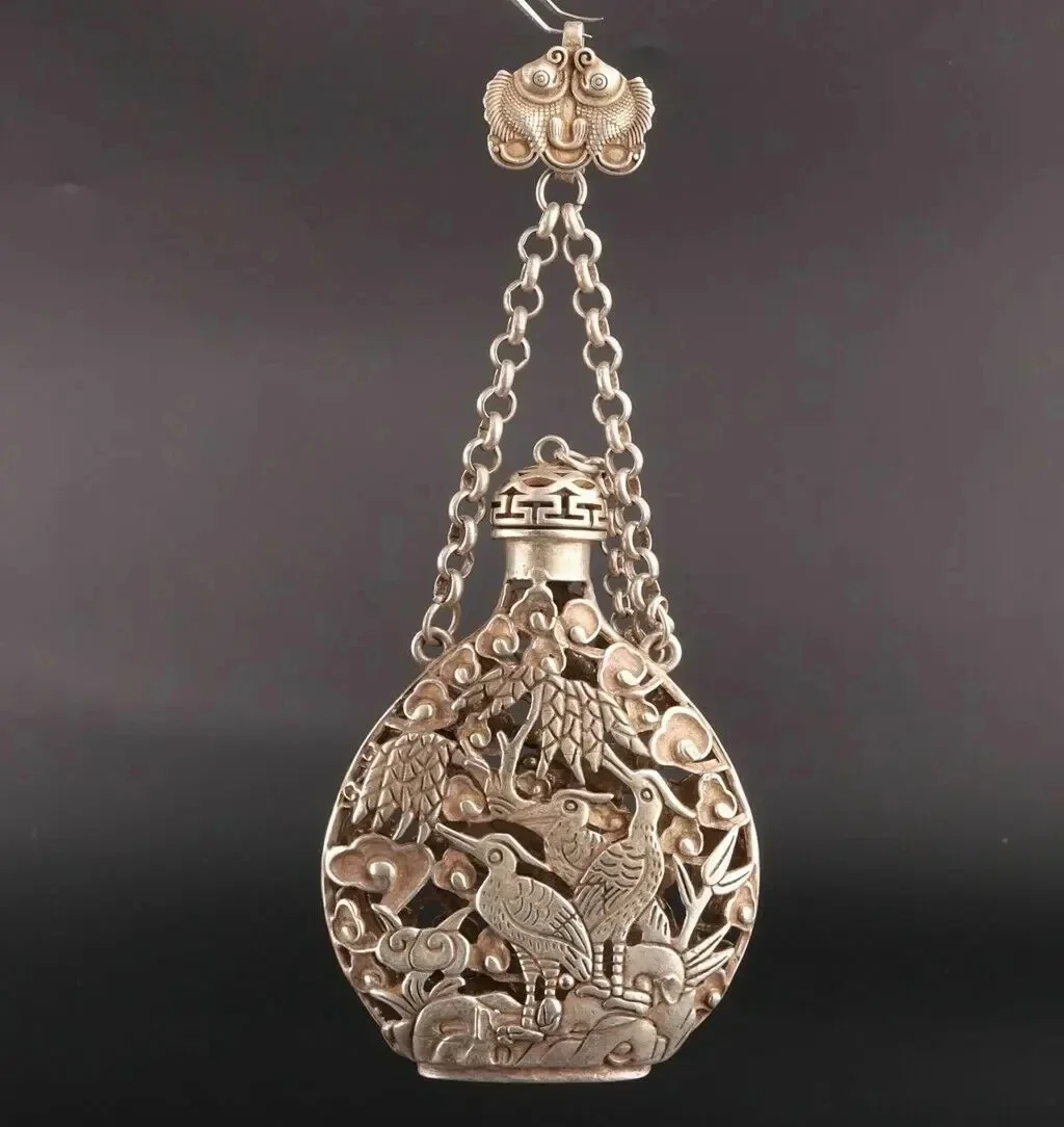 RARE CHINA TIBET SILVER PENDANT SNUFF BOTTLE HOLLOWED OUT CRANE MASCOT GIFT