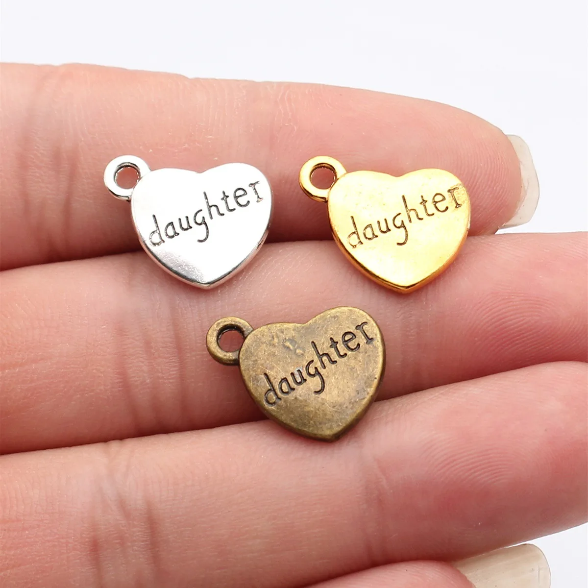 Wholesale Family Member Love Heart Engraved Tag Charms Pendant For Women Girls Jewelry Gift Handmade Craft Supplies