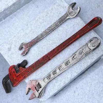

3pcs Halloween Prop Realistic Plastic Simulation Tool For Party Cosplay Stage Performance Halloween Decoration Wrench Costume