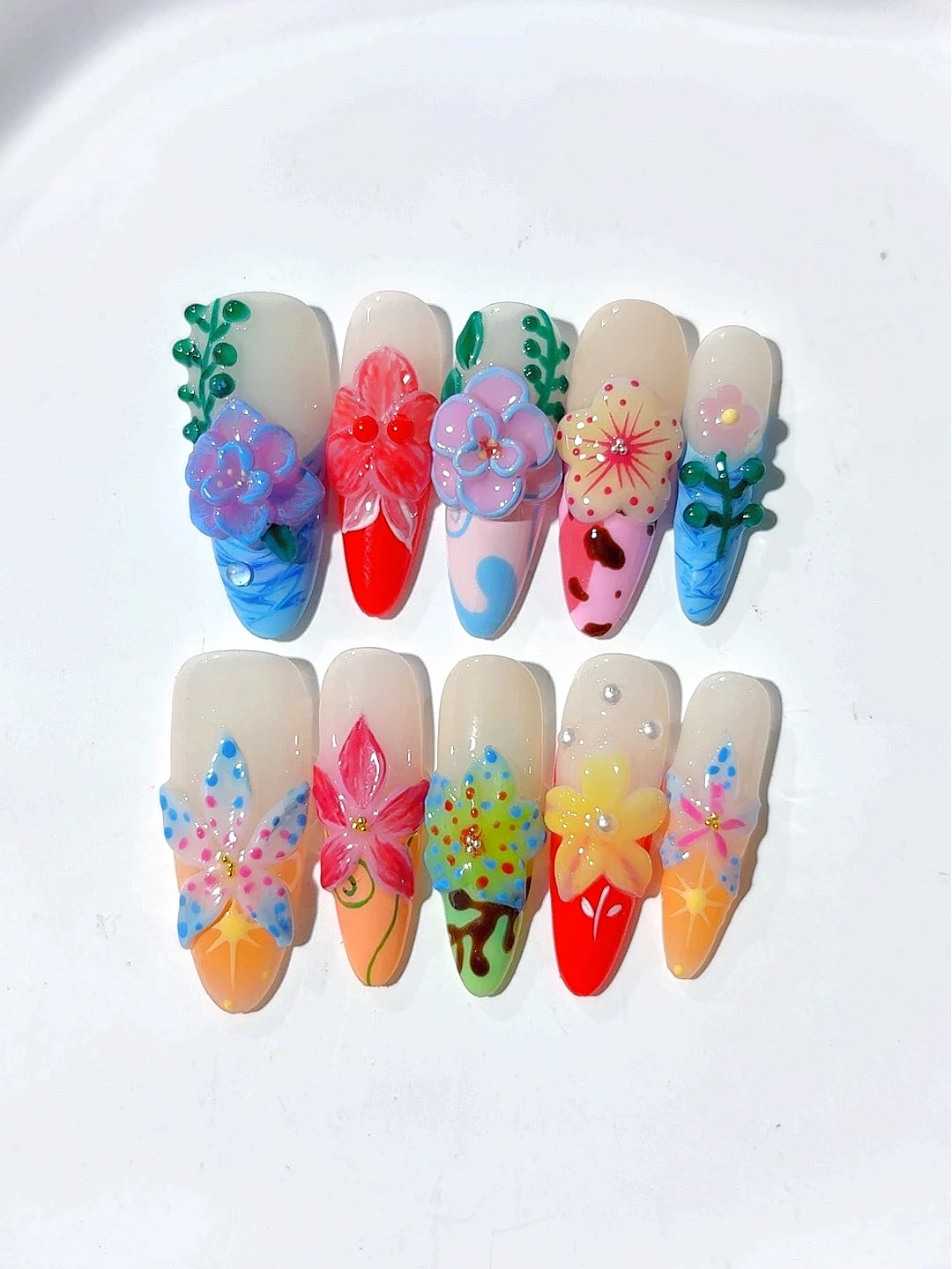 

Multicolor Painted Stereo Relief Art Fashion Nail Art (M114)