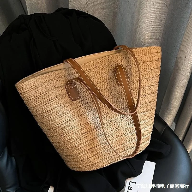 

Large Capacity Single Shoulder Woven Bag For Women's 2023 Summer New Straw Woven Bag Weaving Large Capacity Bucket Bag