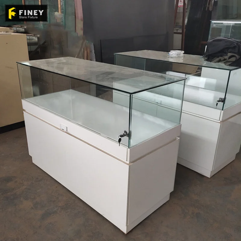 (Customized) OEM Factory Retail Store Fixture Luxury Shop Interior Decoration Design Glass Metal Showcase Display Cabinet