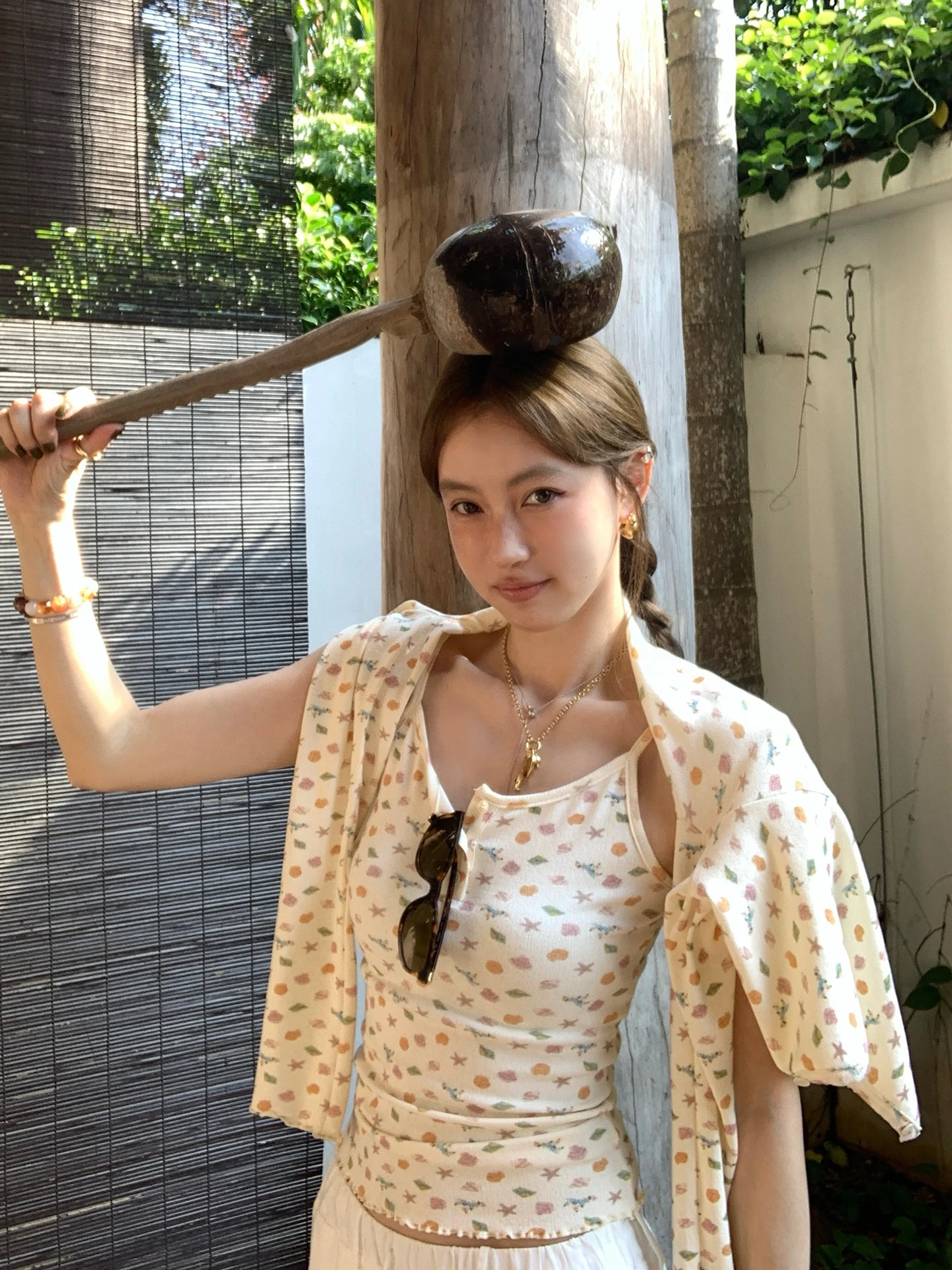 

Slim Fit Knitted V Ne Cr Floral Print Two Piece Set with Wood ain Ruffle Svel Top And Cardigan Outerwear