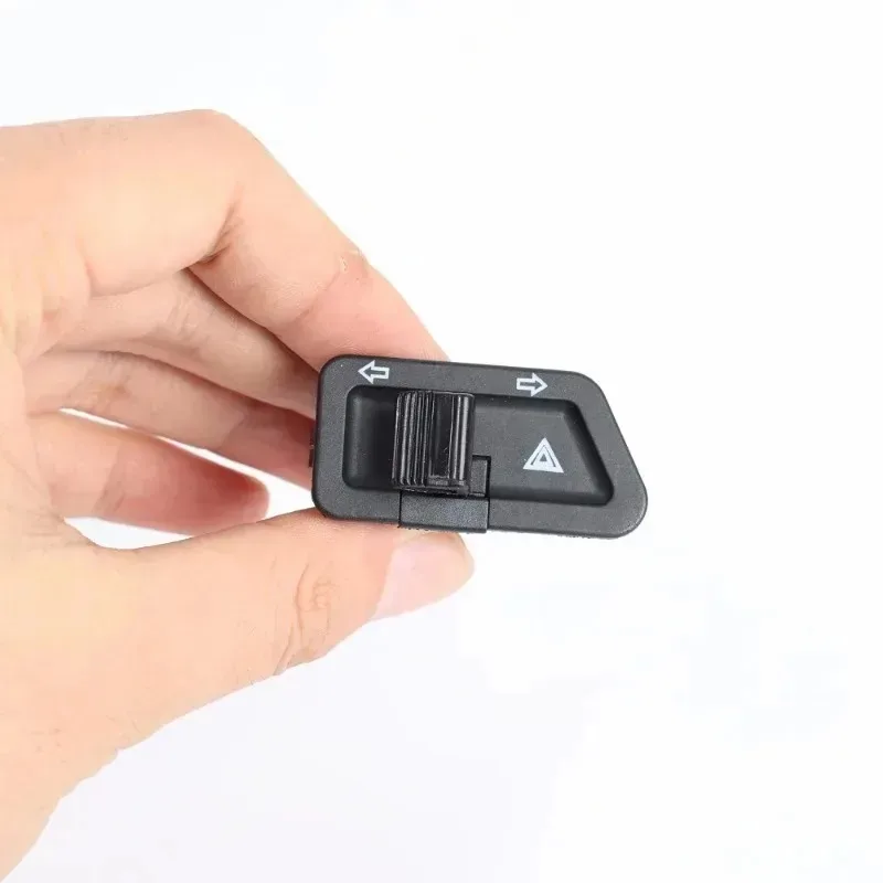 Double Flash Light Button Turn Signal Modified Switch Button Parts Replace for Motorcycles Electric Vehicles Scooters 1-10PCS