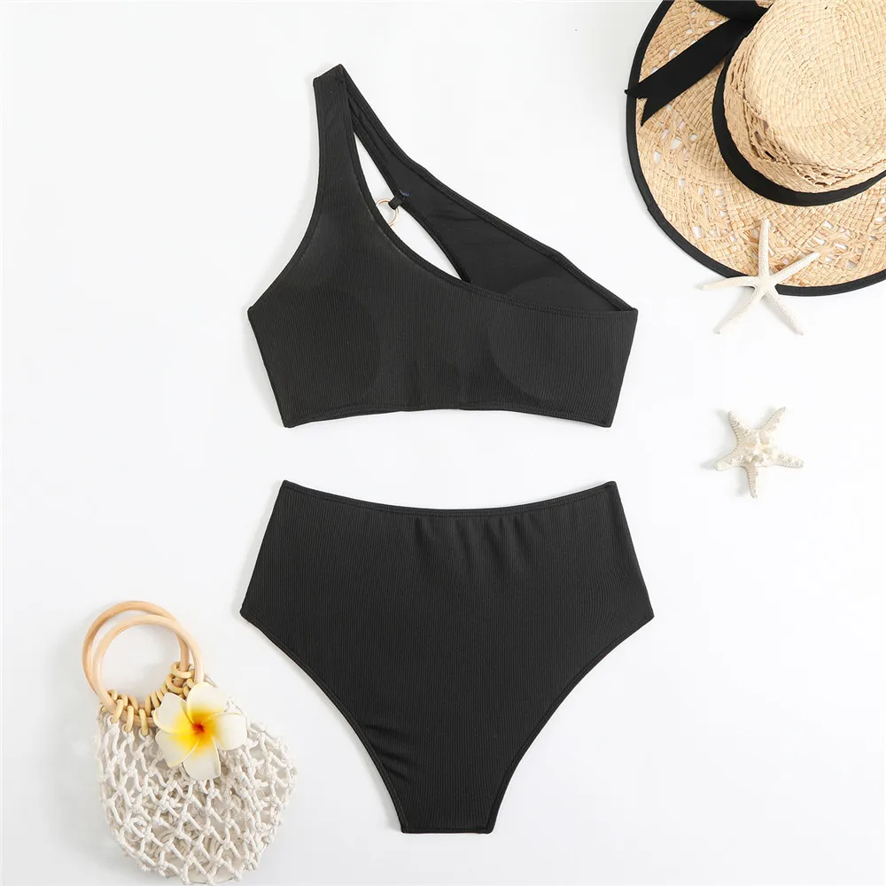 Trajes de baño sólidos de un hombro, Bikini negro acanalado de cintura alta, traje de baño Sexy con anillo de Metal para Mujer, traje de baño 2021, conjuntos de Bikinis para Mujer