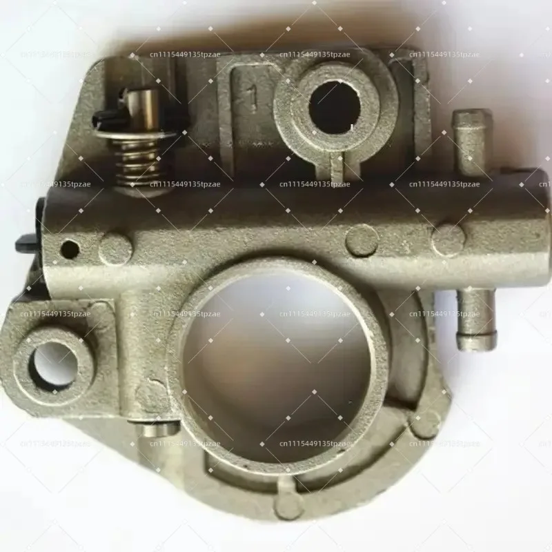 Chainsaw Oil Pump for CS3000 CS3050 CS3400 CS3450 GC34, 43700239130 Replacement