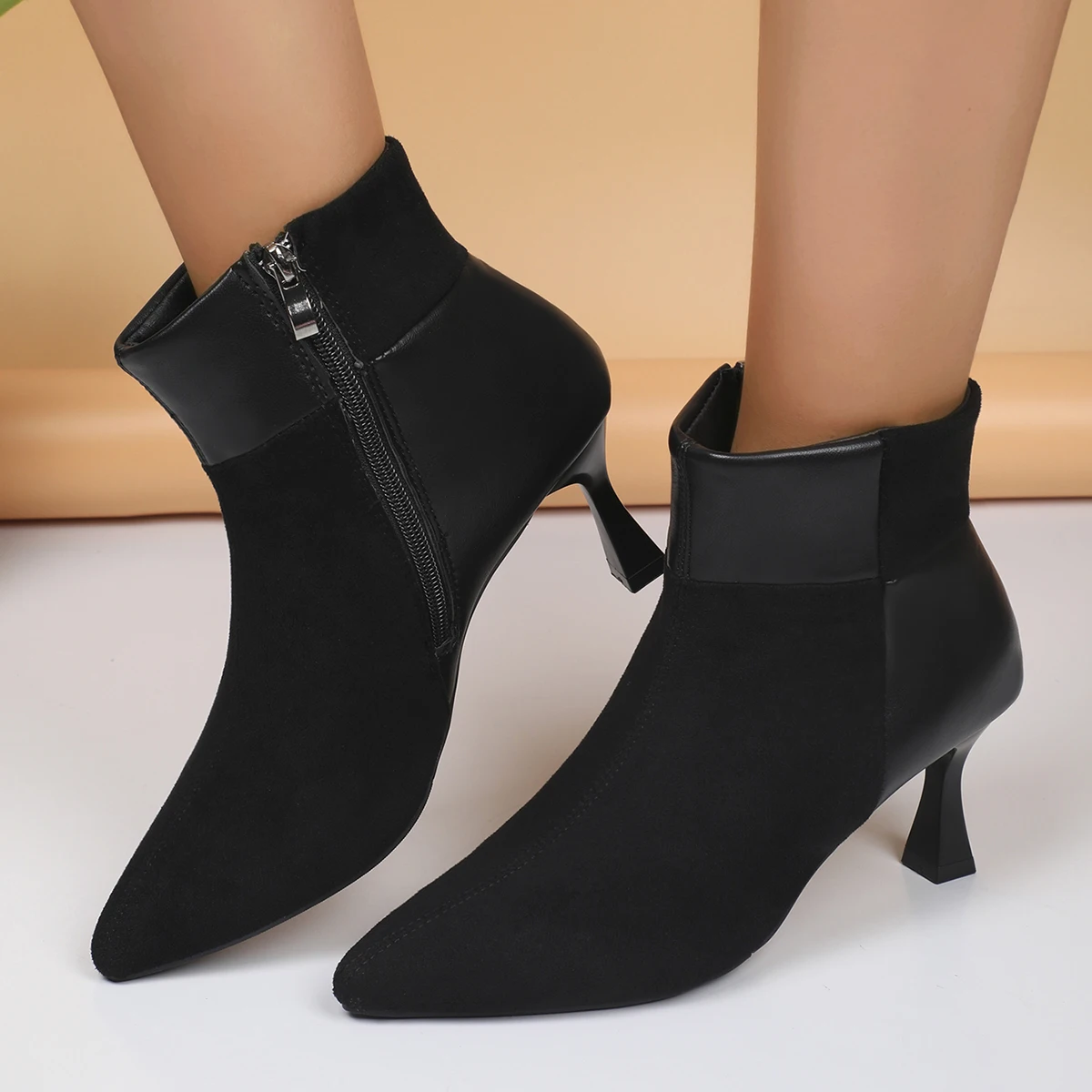 Women Boots 2024 New Hot Sale Side Zipper Boots Women Autumn Pointed Toe Solid Sexy Short Barrel Thin Heels Shoes for Women