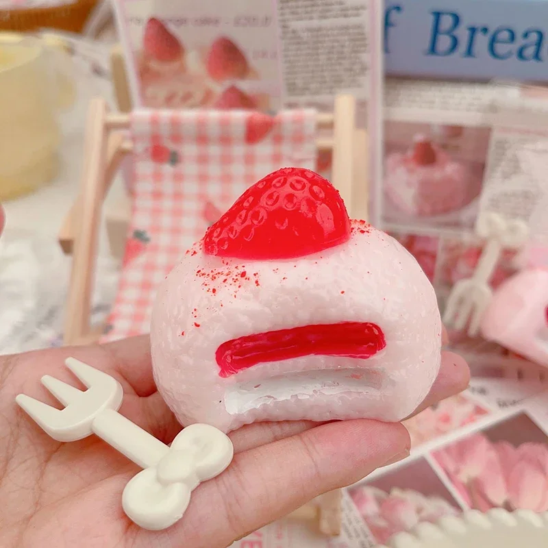 Strawberry Cake Food Play Food Soft Squeeze Toys for Kids Food Sets Tpr Decompressing Pinch Funny Vent Stress Game Play Gifts