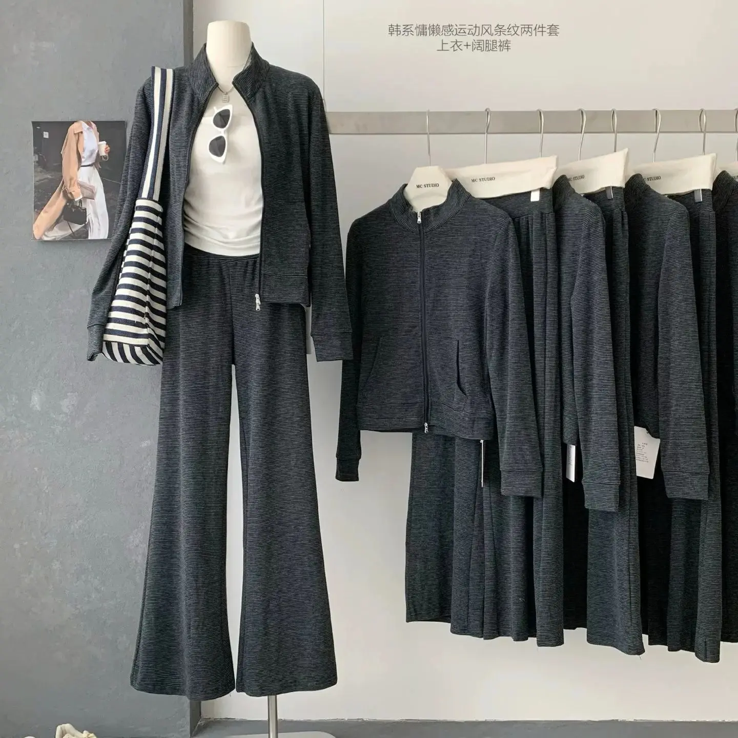 

Korean contrasting color one-shoulder short-sleeved T-shirt for women 2025 summer new irregular knitted top