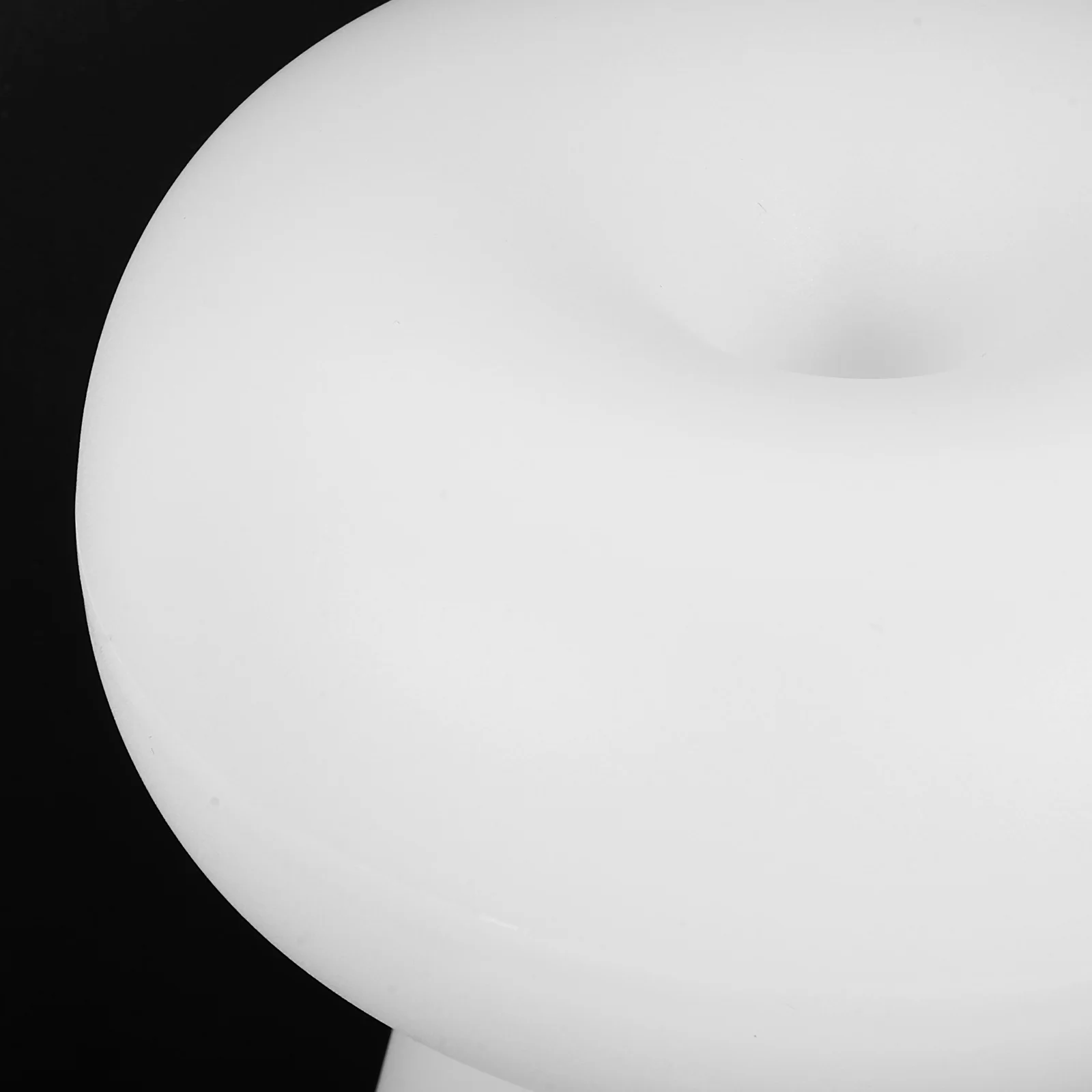 مجموعة واحدة من مصابيح LED الفاخرة للتحكم عن بعد، مادة ABS سهلة الاستخدام، مصباح بجانب السرير الأبيض لتزيين المنزل