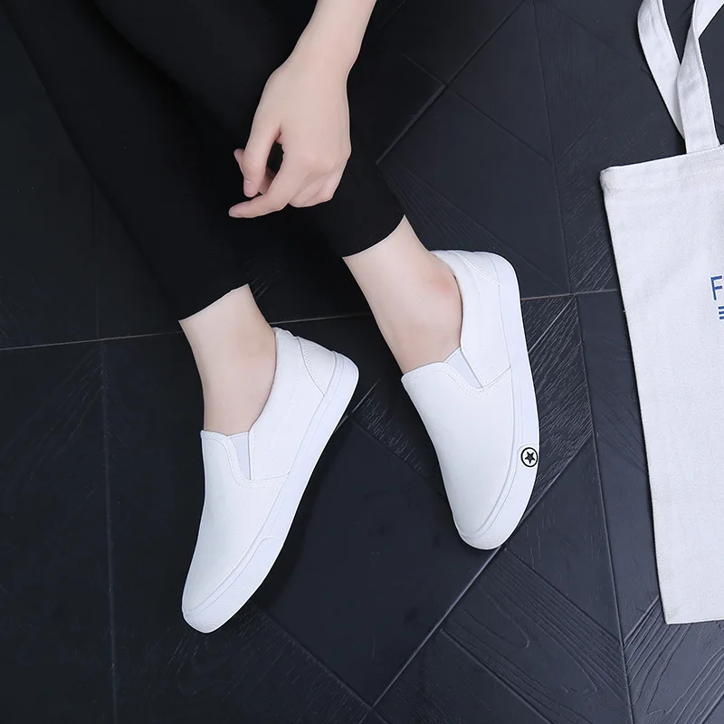 Summer Casual Canvas Shoes Ladies White Shoes Men Women Couples Lazy Shoes Light Breathable Vulcanized Shoes Men Loafers