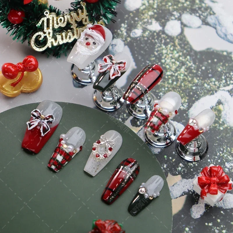 Christmas Two Color Medium-length T Fake Nails Snowflake Gemstone Inlaid False Nail Artistic Reusable And Easy To Disassemble