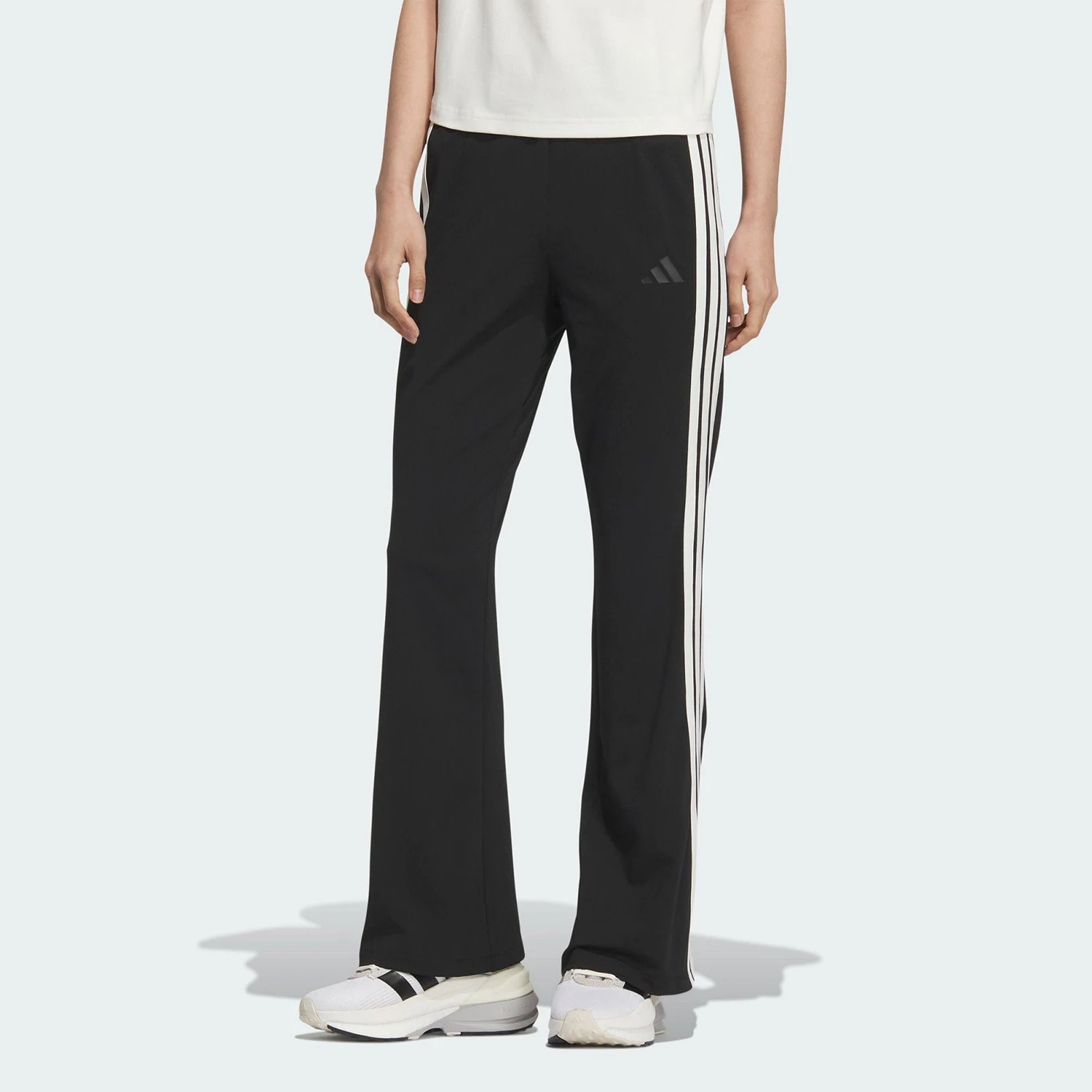 

Adidas MS FLARED PNT Women's Slim Fit Sport Bell-Bottoms KC0072