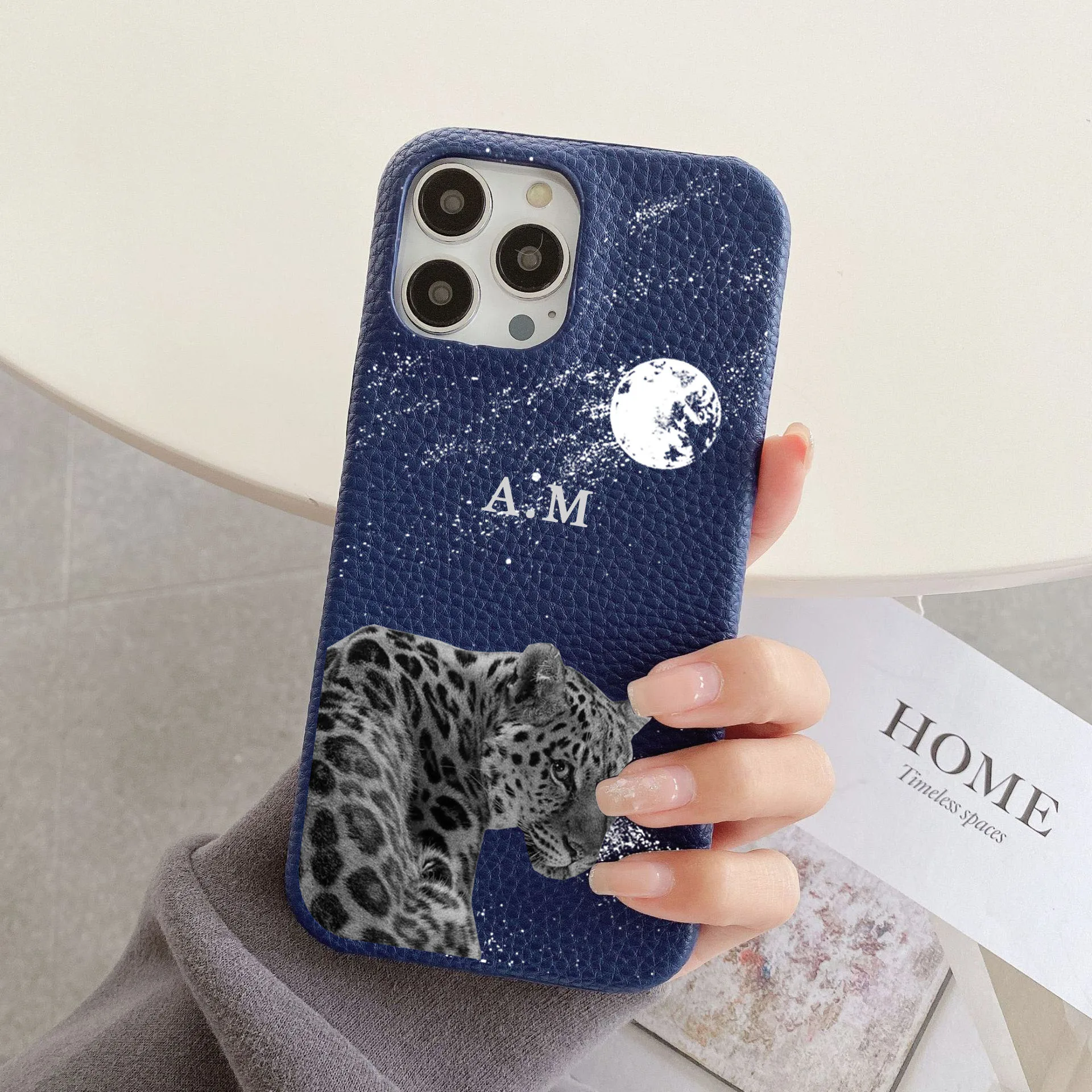 Custodia in pelle personalizzata con nome personalizzato per iPhone 16 pro max 16pro 15 14 13 12 11 Pro Max iniziali con lettere incise Cover