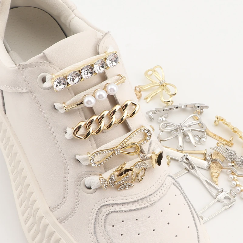 

Fashion Metal Shoe Charms Luxury Diamond Pearl Sneaker Charms Gold Silver Shoe decoration DIY Shoelaces Buckles Shoes Accesories