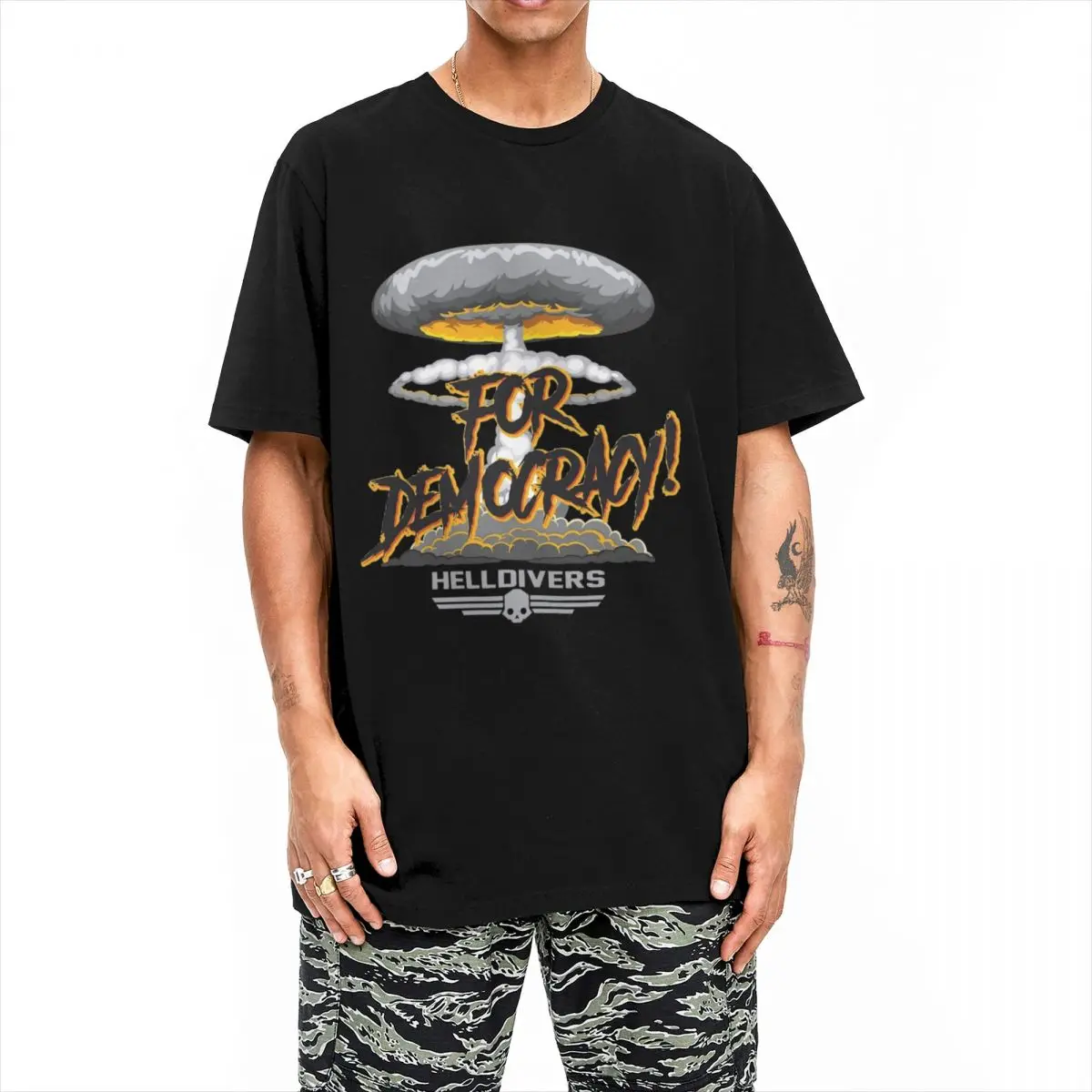 Man T Shirt Helldivers 2 T Shirts Hip Hop Video Game Logo Cool Summer Tees Streetwear Casual Cotton Tops Plus Size 5XL