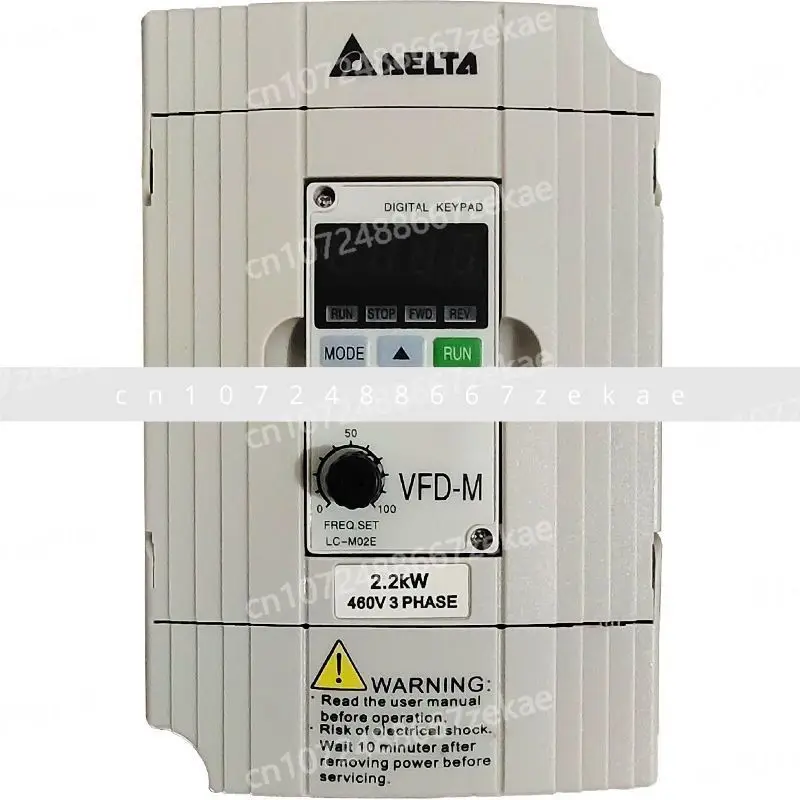 1.5KW/2.2KW/3.7KW 380V New Delta Inverter VFD015M21A, Output Frequency 0.1-400Hz Carrier Frequency Up To 15kHz