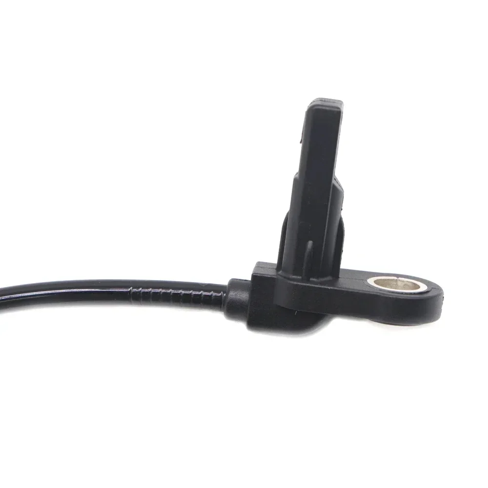 ใหม่เซ็นเซอร์ความเร็วล้อ ABS ด้านหน้าซ้ายขวาสำหรับ Mercedes-Benz Sprinter 2500 3500 2010-2018 9069050601 A9069050601 9065403917